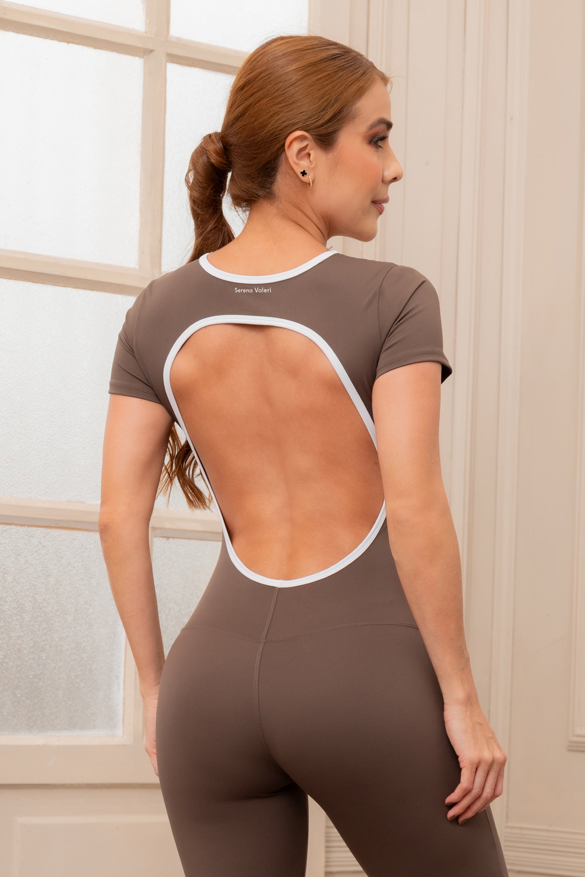 Jumpsuit Deportivo Café Espalda Descubierta SV104